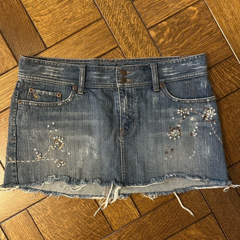 Abercrombie bedazzled denim mini skirt size S